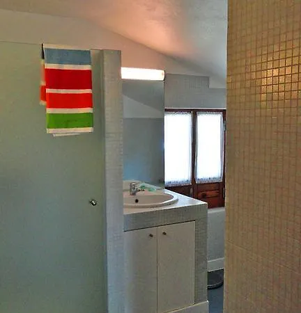 House * Colares